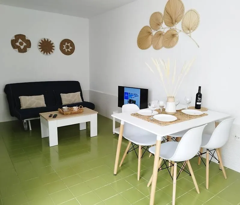 Air-Conditioned Flat Casa Freesia カレタ・デ・フステ